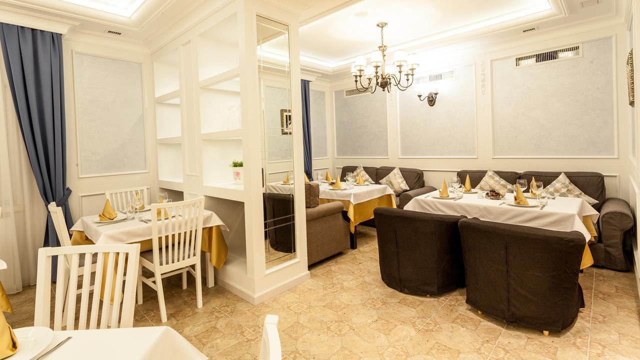 Hotel Monaco Astana Buitenkant foto